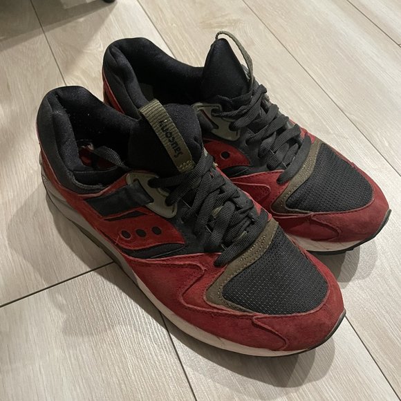 Saucony - Red Shoes - Size 43 - Picture 1 of 5